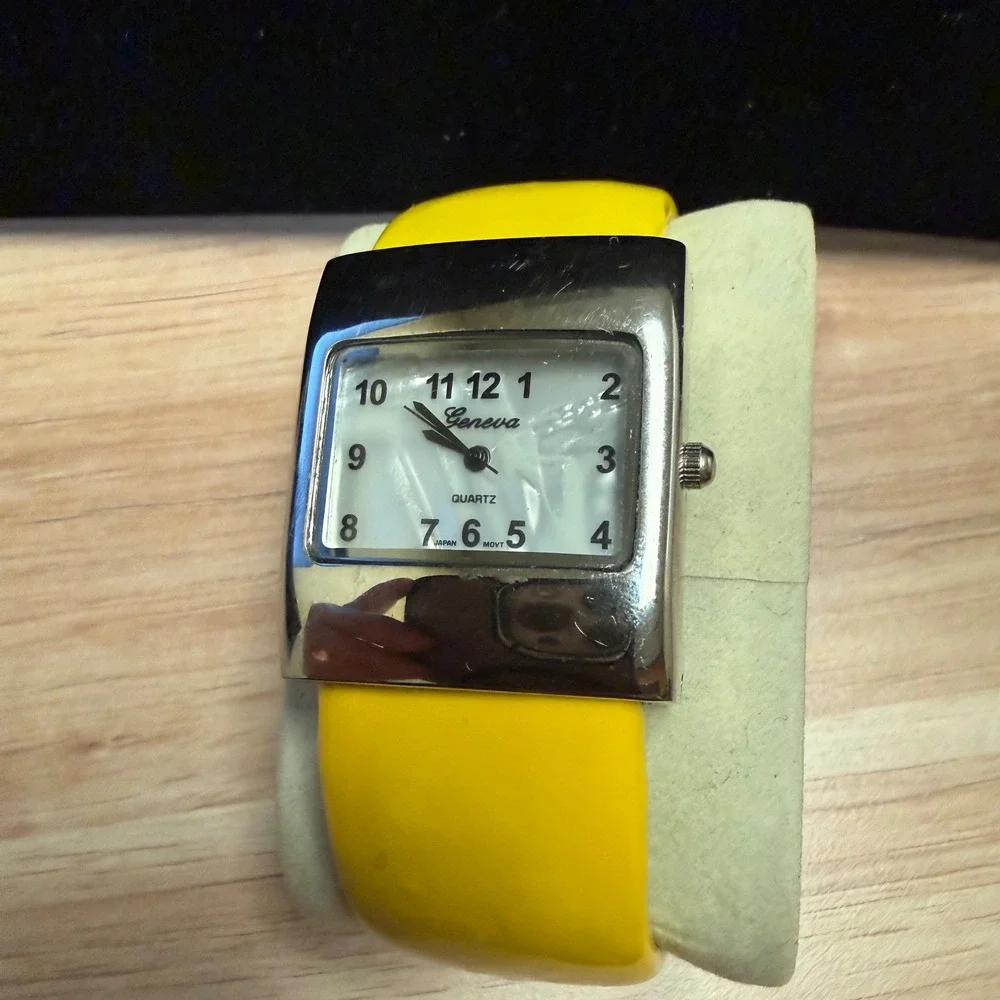 Geneva quartz watch